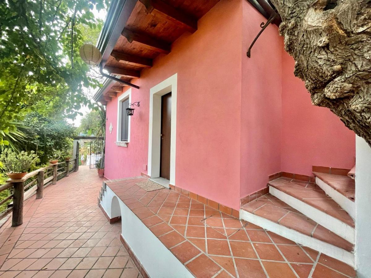 B&B Villa Vittoria Giardini-Naxos Exterior foto